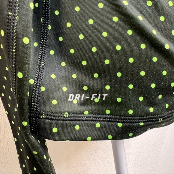 Nike Dri-Fit Long Sleeve Half Zip Long Sleeve Athletic Jacket Size Medium - Picture 9 of 9